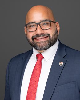 Headshot: Daniel Rojas